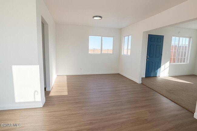 Building Photo - 8445 Gaskell Rd