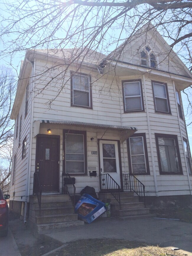 Building Photo - 314 1/2 E Mullan Ave