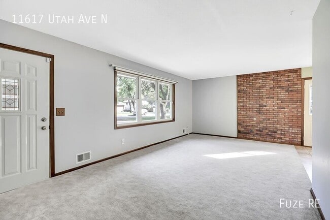 Building Photo - 11617 Utah Ave N