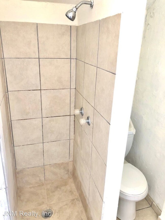 Foto del edificio - 321 E 84th St