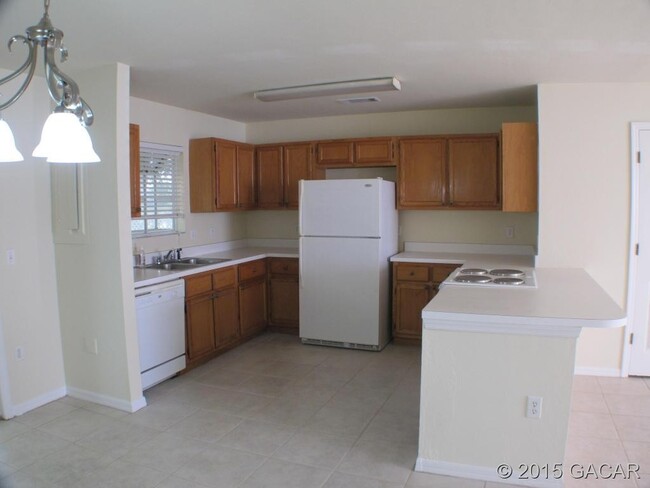 Foto del edificio - Spacious 2/2 Condo Avaiable now! Move in s...