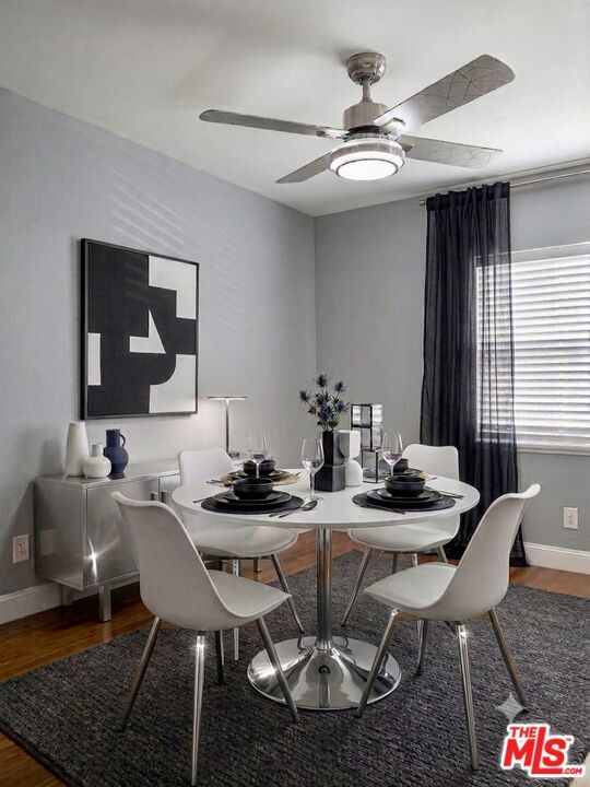 Foto del edificio - 5870 Bowcroft St