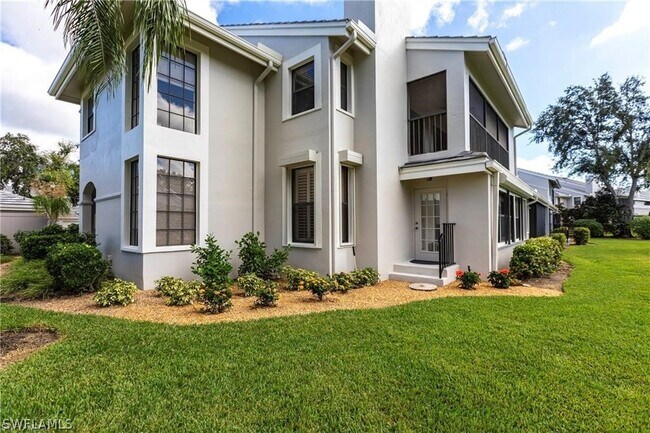 Foto del edificio - 16330 Fairway Woods Dr