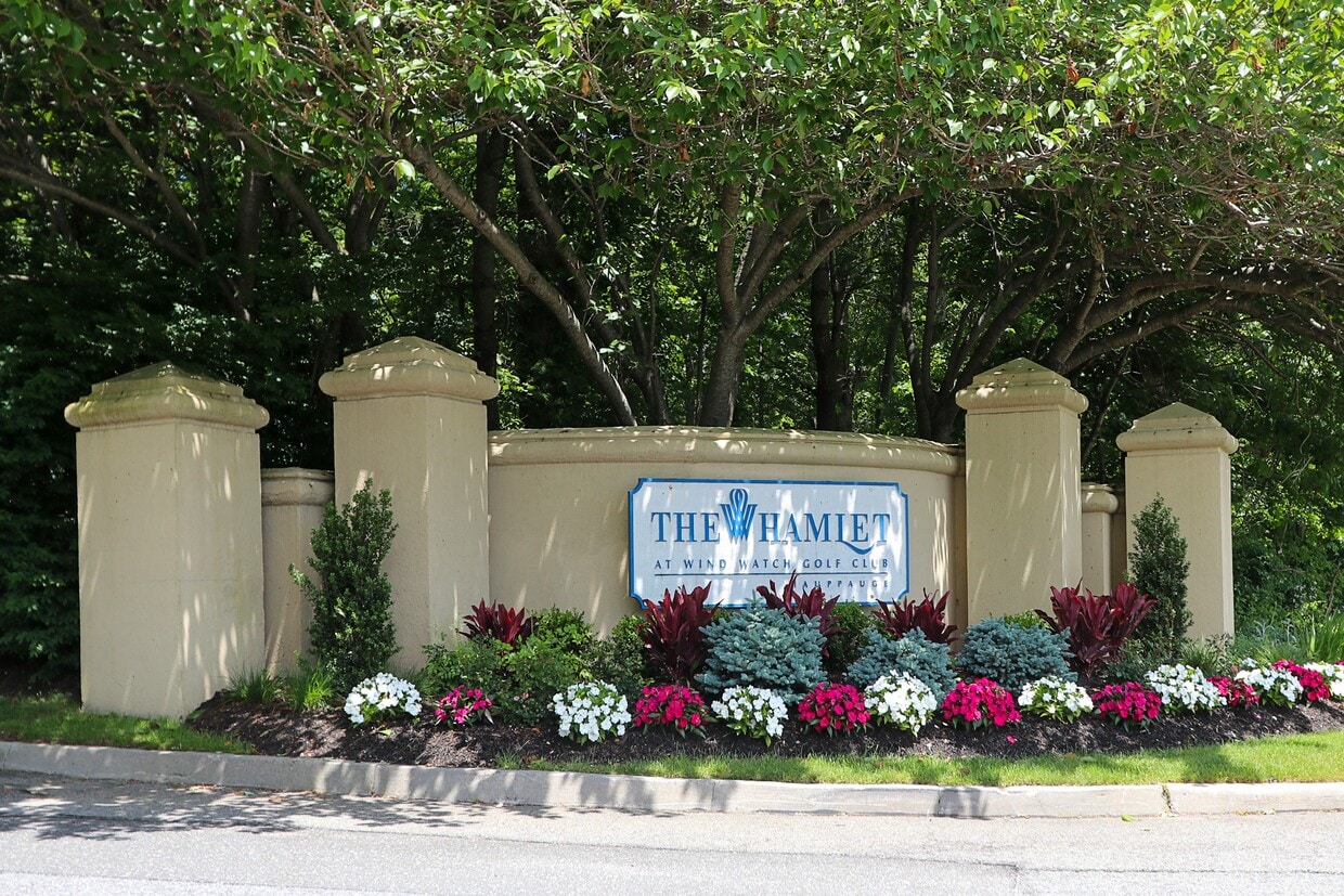 7 Windwatch Dr, Hauppauge, NY 11788 - Condo for Rent in Hauppauge, NY