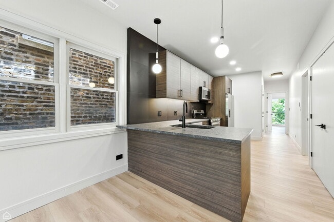 Foto del edificio - 1238 N Cleaver St