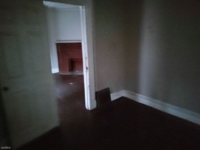 Building Photo - 4 br, 1.5 bath House - 76 East Mapledale A...