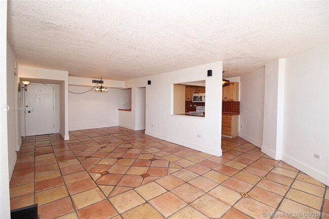 Building Photo - BURLEIGH HOUSE CONDO