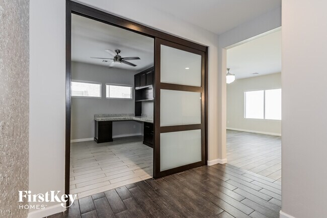Foto del edificio - 8779 N Norway Spruce Rd