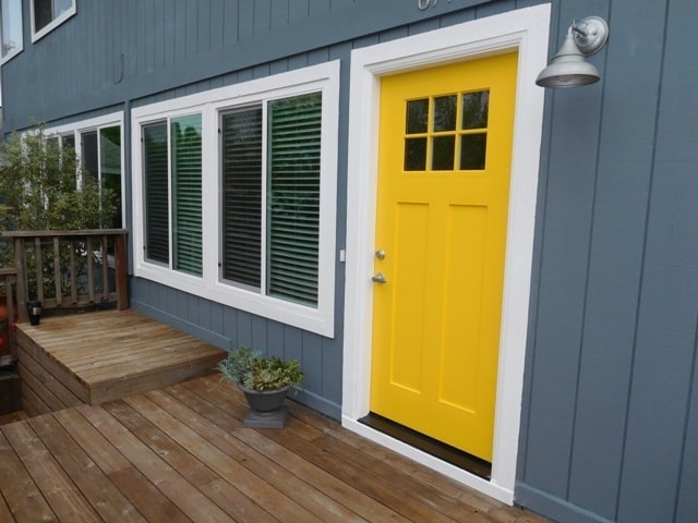 Building Photo - 677 Requeza St