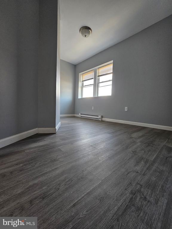 Foto del edificio - 2821 Chalmers Ave