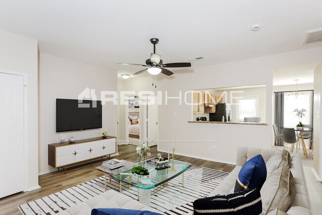 Foto del edificio - 1255 Cleardale Drive