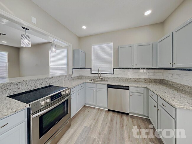 Building Photo - 408 Idlewild Ave
