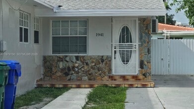 Building Photo - 1941 NW 32nd St