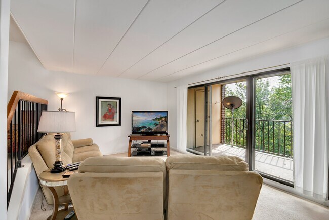 Living Room - 106 Roberts Ln