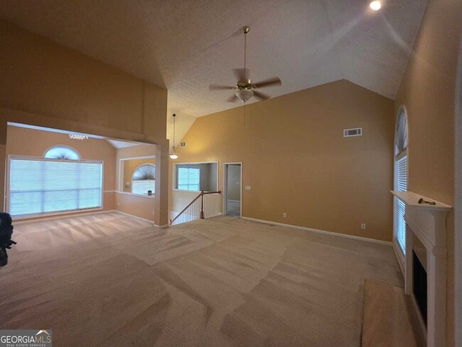 Building Photo - 323 Bald Eagle Way