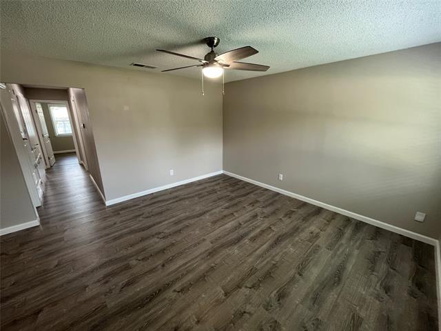 Foto del edificio - 2434 Lakeshore Dr