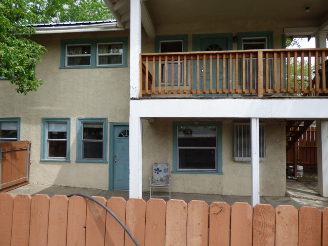 Primary Photo - Downstairs 2 Bedroom/1 Bath Duplex in the ...