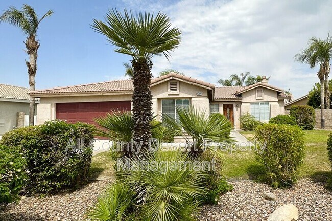 Foto del edificio - 45420 Deerbrook Cir