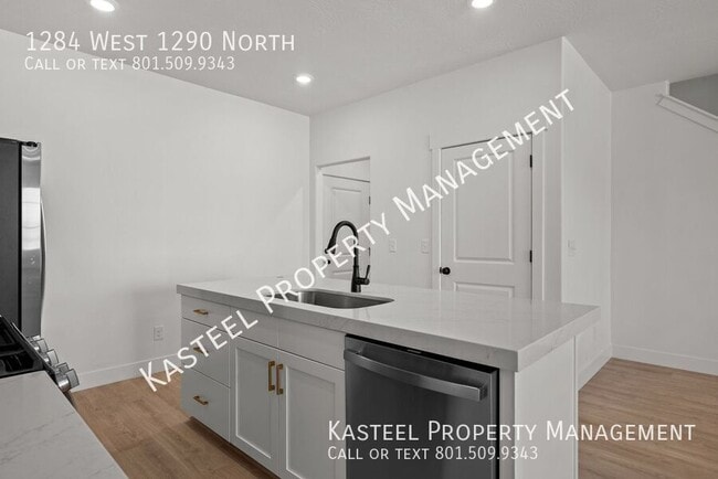 Building Photo - 1284 W 1290 N