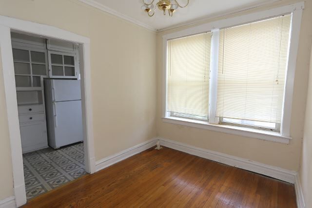 Building Photo - 514 W Aldine Ave