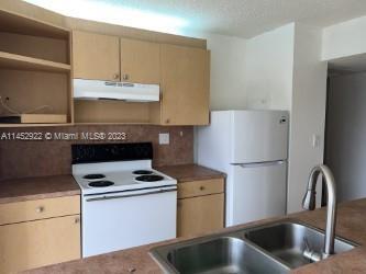 Building Photo - 210 172nd St