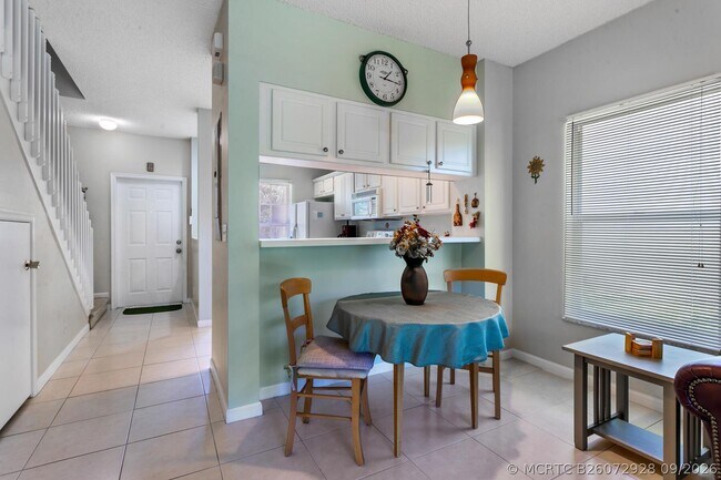 Building Photo - 4976 Palmbrooke Cir