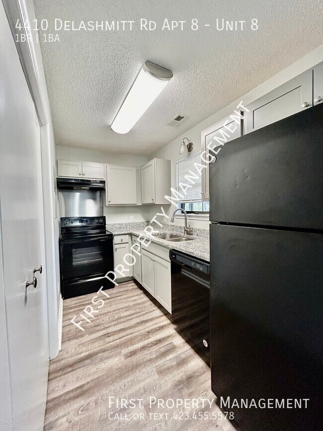 Building Photo - Hixson 1Bed/1Bath Remodeled Apartment: Gra...