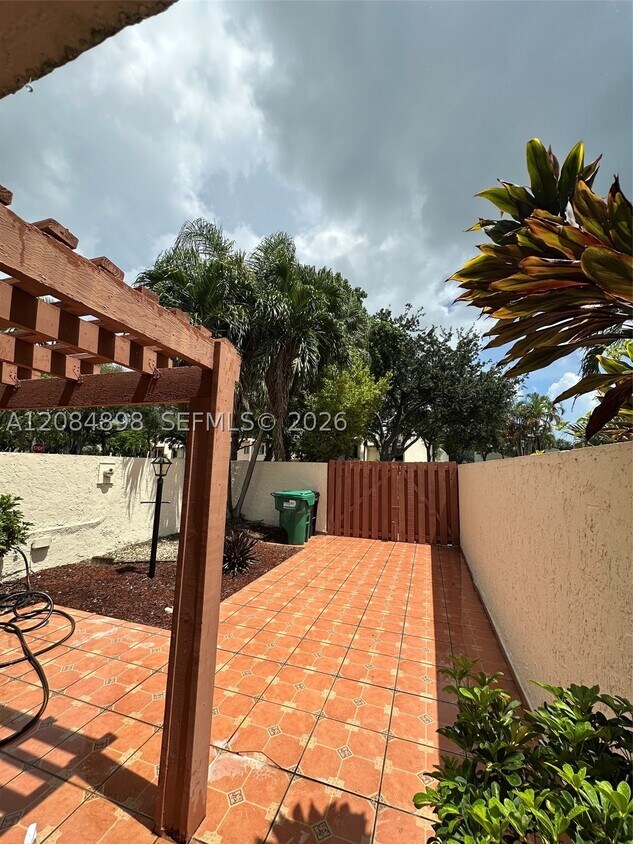 Foto del edificio - 7938 SW 105th Pl