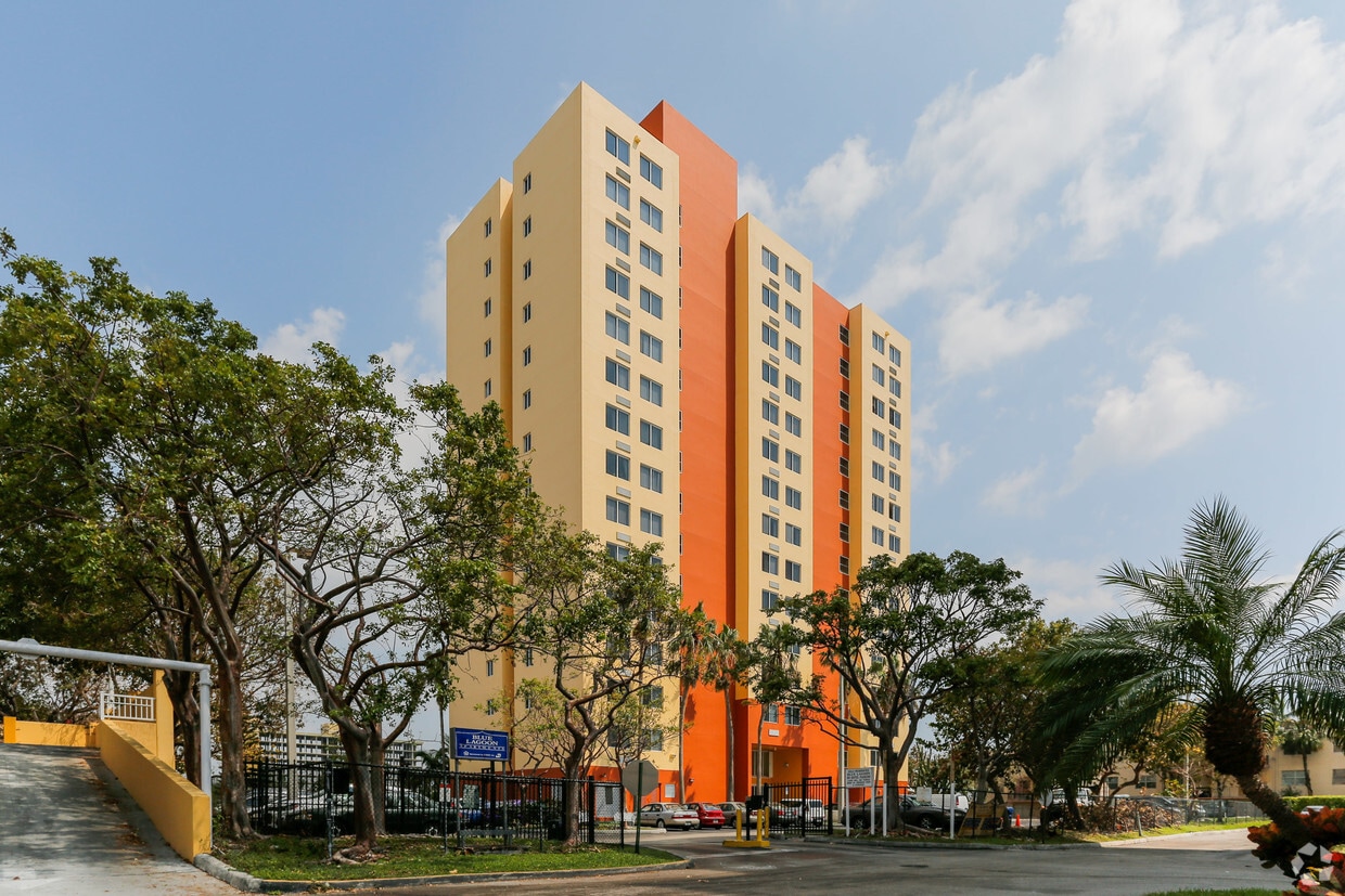 Primary Photo - Peninsula Housing