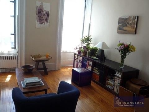 Foto del edificio - 150 Montague St