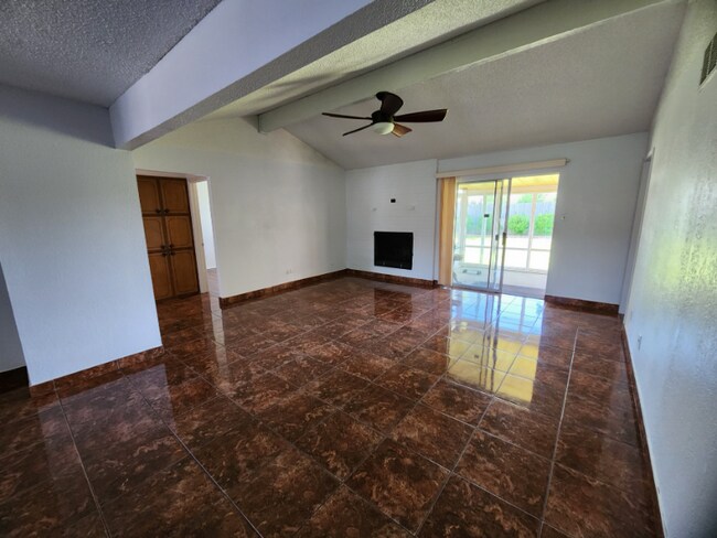 Building Photo - 6460 Old Mill Cir