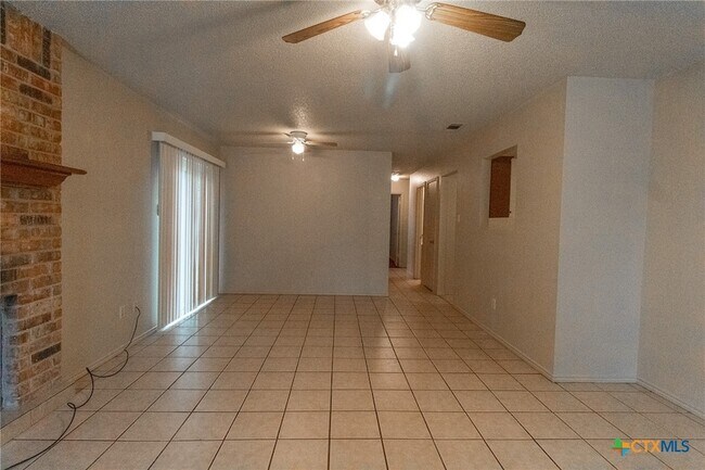 Foto del edificio - 1301 Westway Dr