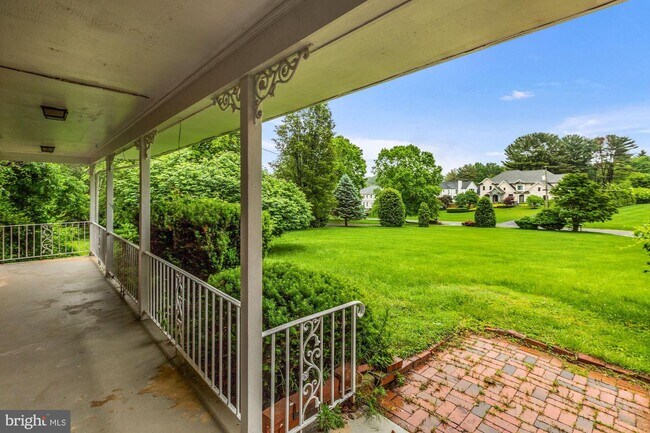 Building Photo - 1336 Gunnell Ct