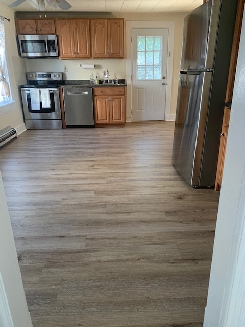 Large eat in kitchen - 124 Squire St