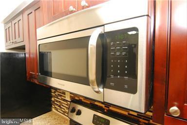 Foto del edificio - 5871 Rowanberry Dr