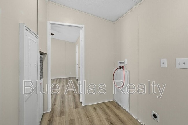 Foto del edificio - 825 Dawn Light Dr