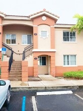 Building Photo - 3500 Briar Bay Blvd