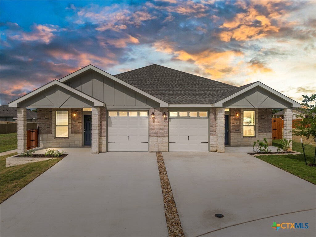 Foto principal - 5121 Rose Petal Ct