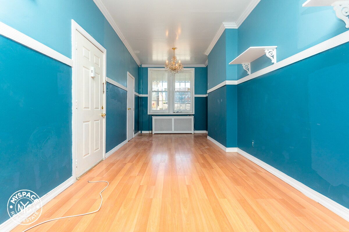 500 Flatbush Ave Unit 2K, Brooklyn, NY 11225 Room for Rent in