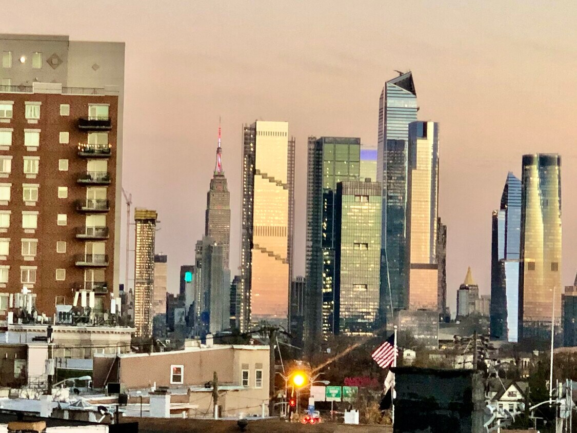 rooftop view from building - 404 32nd St