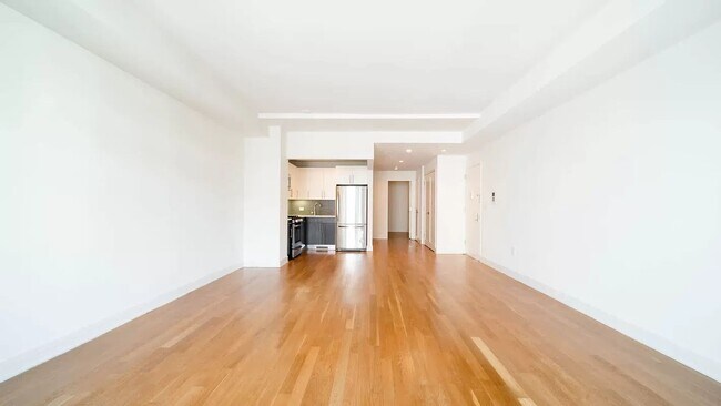 Building Photo - 175 Kent Avenue