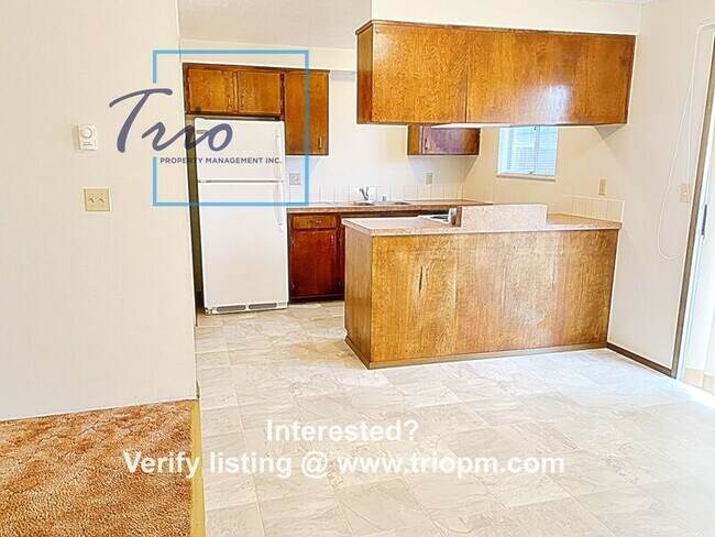 Building Photo - 180 S 35th St