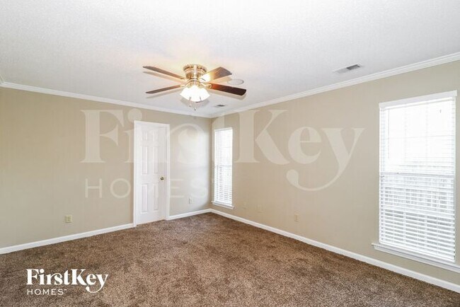 Foto del edificio - 9835 Averbury Dr