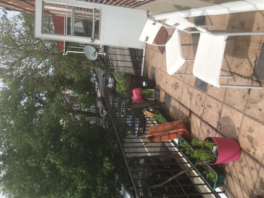 Primary Photo - 2841 36th St