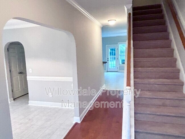 Building Photo - 414 Timber Meadow Lake