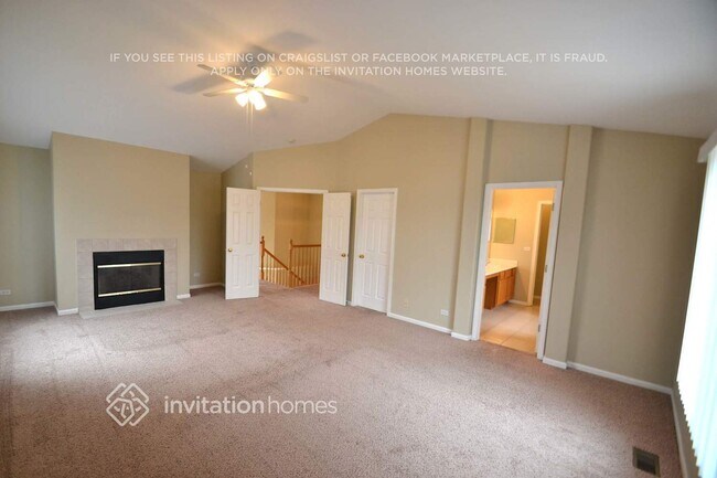 Foto del edificio - 2671 Rosehall Ln