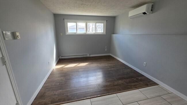 Building Photo - 81 Killam Dr