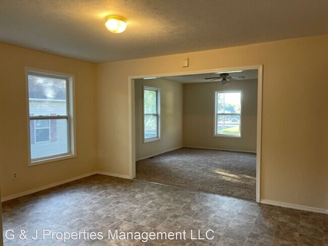 Foto del edificio - 3 br, 2 bath House - 1021 E. Lynn