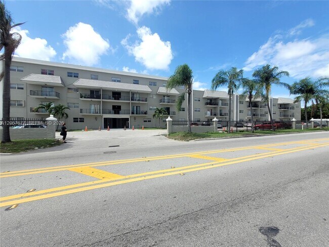 Foto del edificio - 5100 SW 41st St