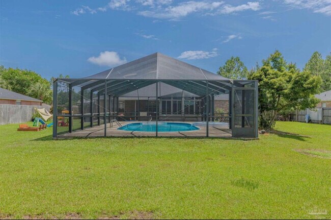 Foto del edificio - 7358 Brevard St